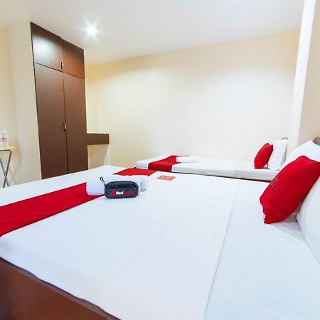 Reddoorz Near Davao International Airport Hotel Exterior photo